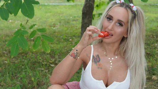 IsabelleEthan Watermelon- King of Summer !🎀 Pic 2