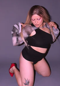 Alaska_deluxe Heels Pic 8