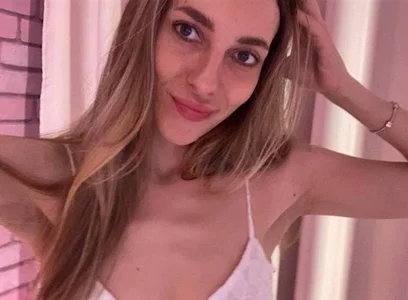 Ava_Lee Public Foto 3