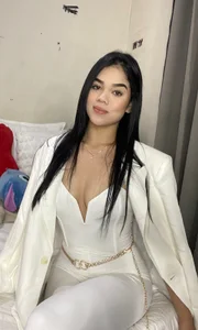 Luna__02 Public Pic 5