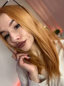 Amely_YoungのPromoの 2枚の写真