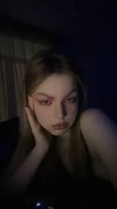 <3