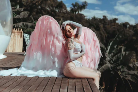 Ally_Snow I'm an Angel Foto 2