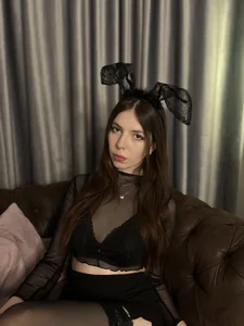janelorense Public Pic 2