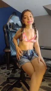 CharlotteMullerのsweet pinkie princessの 4枚の写真