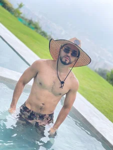 Yiyo10_: Yiyo ( 2 фото)