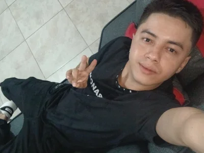 andresSalasSS Feliz Poză 2