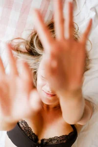 pretty face od EvelynPoole  2 snímek