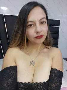 ArianaSommers do you like my breasts?🍒🥺 Immagine 