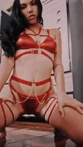 alana_summers Public Pic