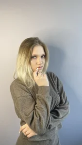 MiriamHarnack Public 사진