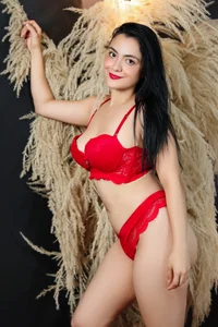 IsabellaaJoness: LATIN GIRL ( 5 фото)