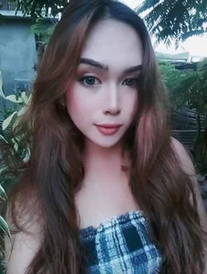 Emily_fucker ONLY GILR FOR YOU টি ছবি