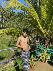 Public od Nick_cummer12  5 snímek