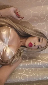 Public od JessicaLee25  6 snímek