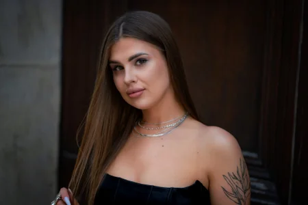 CutieLui_ Street Pic 3