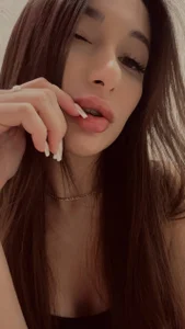 Lillie_MillerのBracesの枚の写真