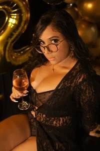 Bella_desi_ Public Pic 7