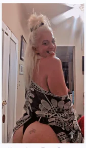 StacysMomXOXO Public Pic 6