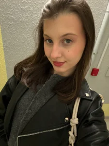 LouiseChavez bangs or no bangs 💇‍♀️ صورة واحدة|LouiseChavez bangs or no bangs 💇‍♀️ صورتان|LouiseChavez bangs or no bangs 💇‍♀️  صور|LouiseChavez bangs or no bangs 💇‍♀️  صورة