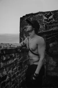 Zdjęcia dirty-boss Even in the black and white world, I will be the sexiest guy!: 