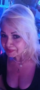 linapalacios cabello blanco Pic