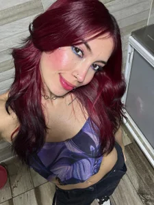 Danna_Lildevil Whore and daring Poză 5