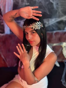 Sub_Scarlett “Una diosa… pero con pensamientos muy terrenales” ⚡💋 Pic