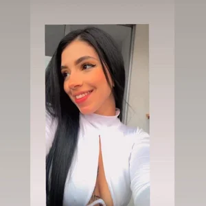 vane_lopez_ Public 사진