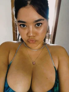 feluriana's XXX Nude Photo 4