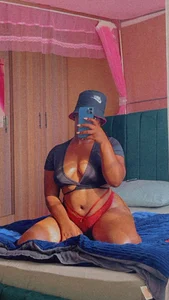 julietunderwoood Public Pic 4