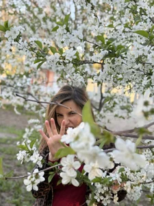 Selena_Sweetie Morning and white flowers Billede