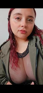 CURVY-HORNY Public Pic 5