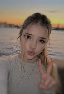 LunaHoke Public Pic
