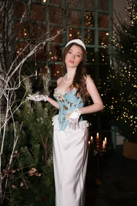 KeiraAsti Tsar Winter Couture Pic 4