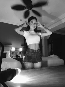 B&N ❤️ od Lisegg_  6 snímek