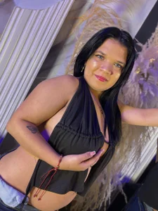 AbbyBrooke1 Pretty on the outside, unforgettable on the inside. ✨ Pic