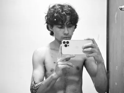 meit_unu kullanıcısının Body albümü -  2 fotoğraf