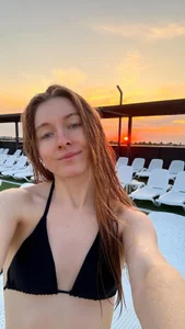 Public od AliceVilliers  2 snímek