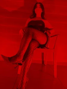 CandaseRussell RED AND HOT 🔥🔥 Immagine 