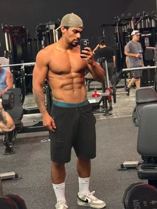 Puck_goodfellow Public Foto 6