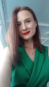 Dina_Tease Public Pic 2