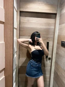 Hotty-Kiara's photo