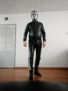 buffaloleather leather robot Foto