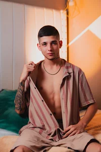 Public de Boy_Mathew  2 Imagens
