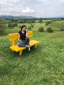 mia_cooper_24 Natural 🌳 Pic 3