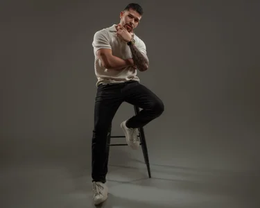 Santos_ramirez1 enjoy my new elegant and sexy photos 🔥😏 Foto 5