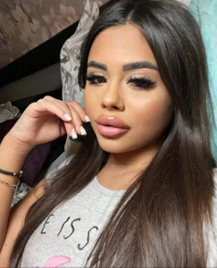AryaTemptresss Public Pic 5