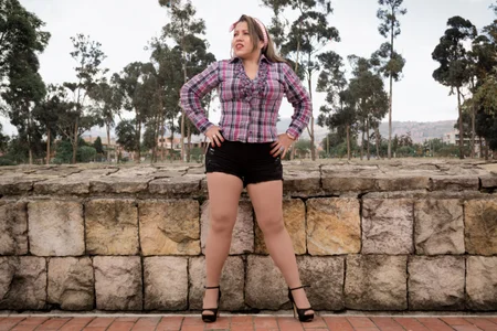 LiaTaylorr: Green Day ( 3 фото)