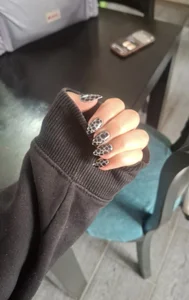 seijaku_ Natural sharp nails Pic